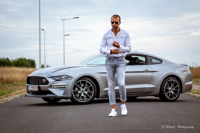 Mustang & portrait